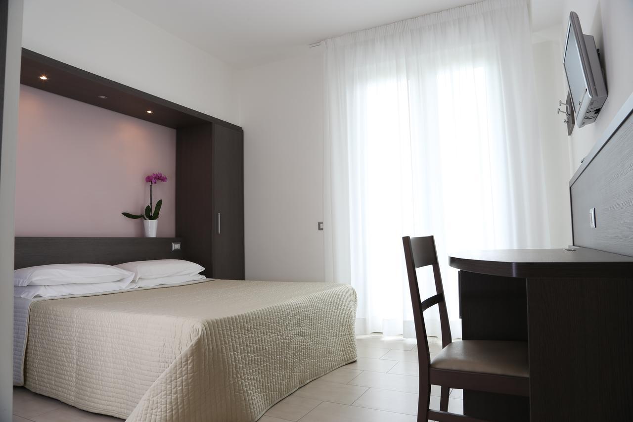 Hotel Beatrice سيرولو المظهر الخارجي الصورة